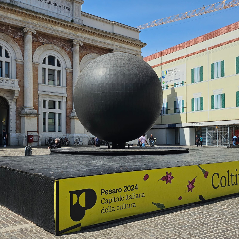 Biosfera, Piazza del Popolo, Pesaro.